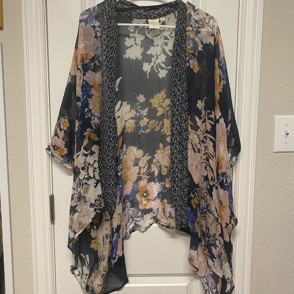 Anthropologie Sheer Flora Kimono O/S